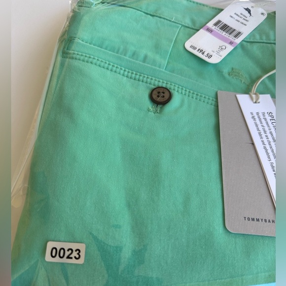Tommy Bahama Men's Boracay 10"
Chino Shorts, Jade Cream, Sz 32 - Picture 11 of 11